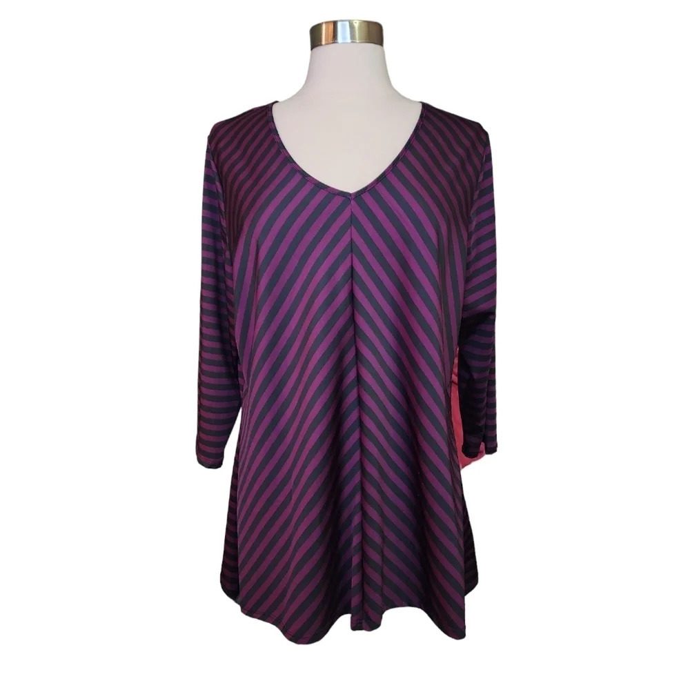 Elementz Woman Plus Size 1X Purple Black Stripe Top